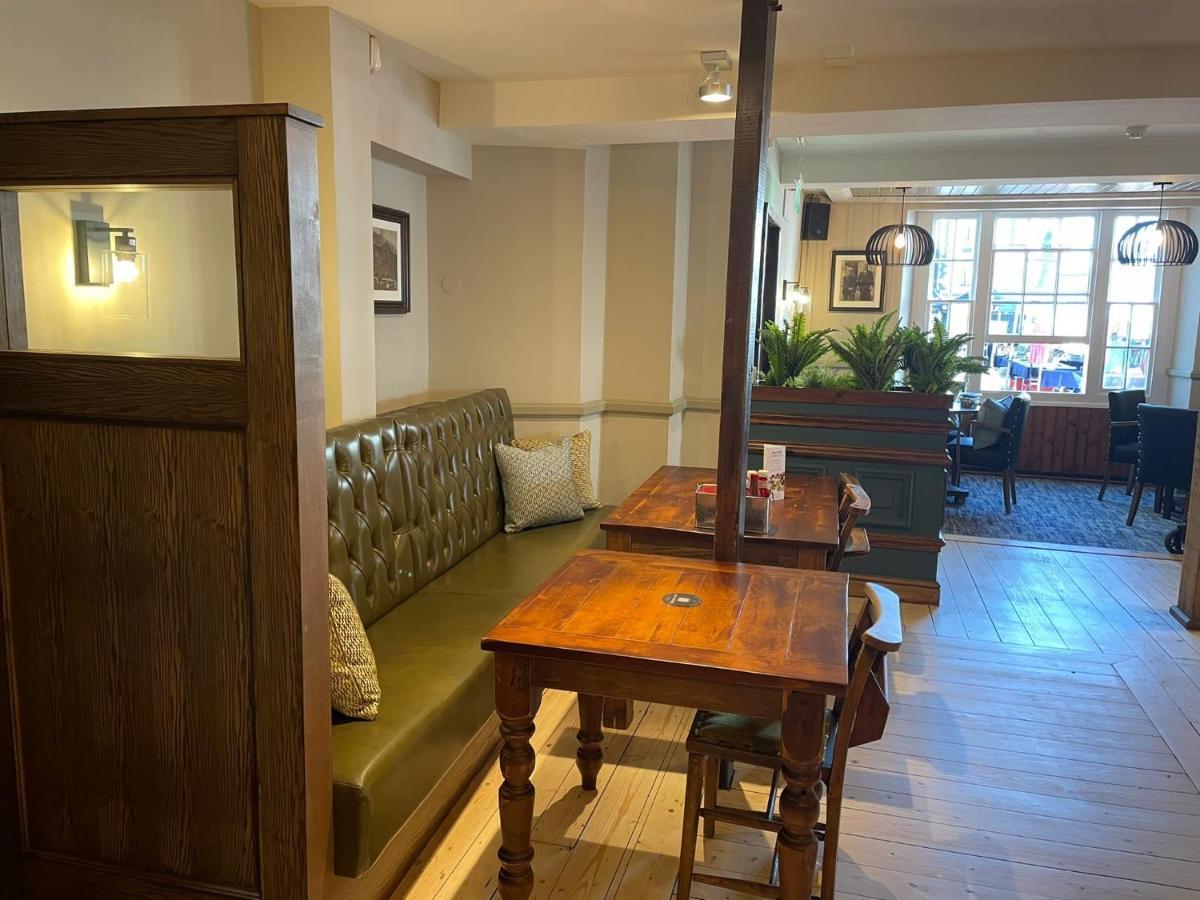 Punch House